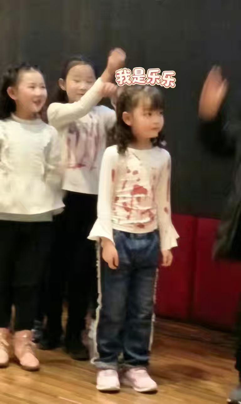 肖茹涵（小小）乐乐实拍